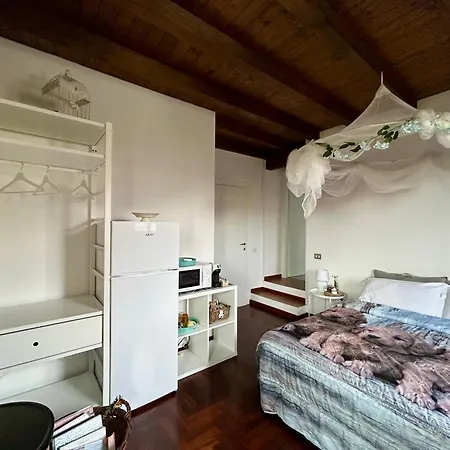 In Campagna ゲストハウス